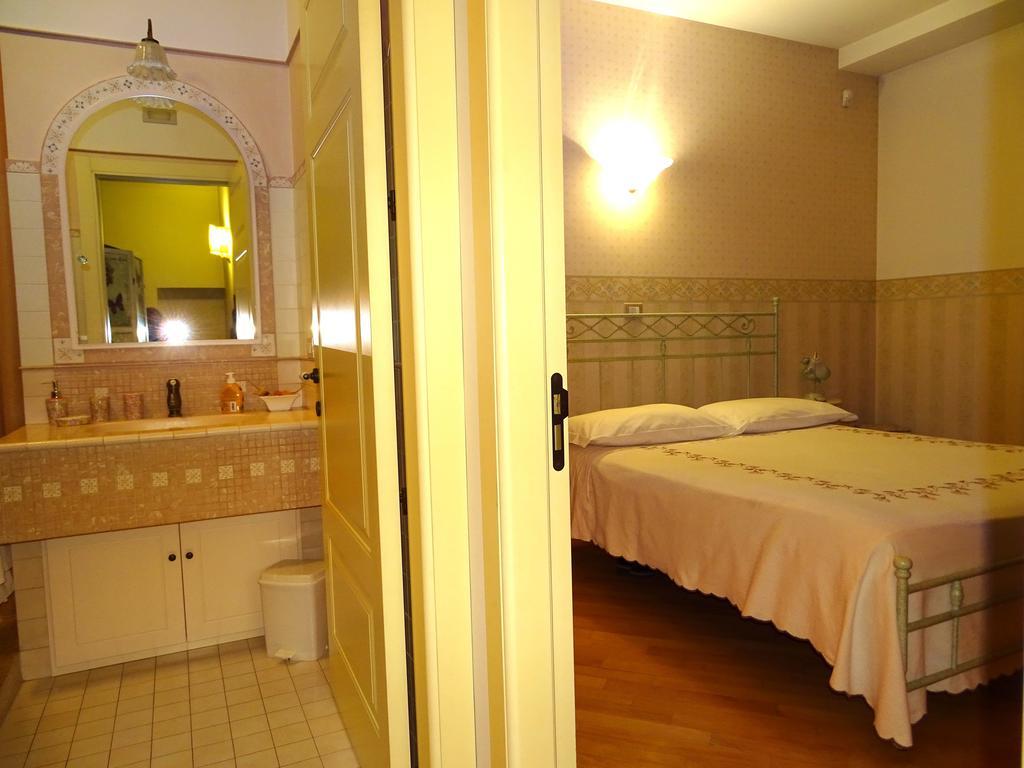 Villa Gioia Rooms Montegranaro Rom bilde