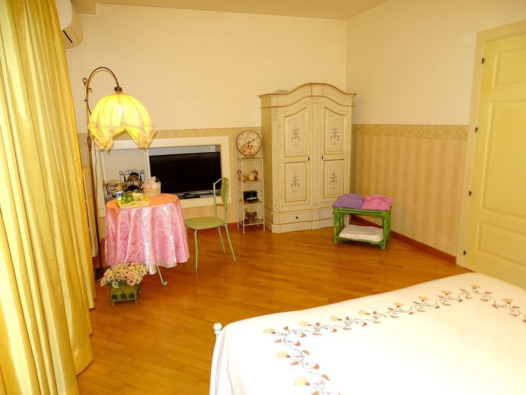 Villa Gioia Rooms Montegranaro Rom bilde