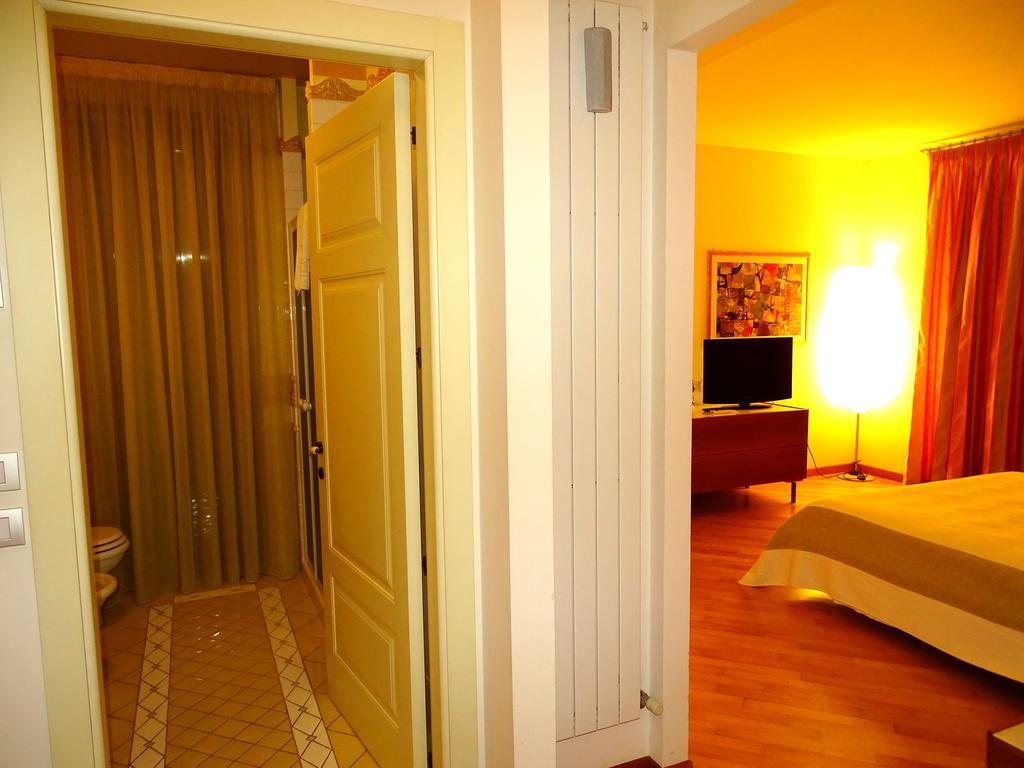 Villa Gioia Rooms Montegranaro Eksteriør bilde
