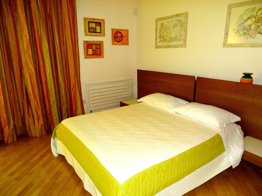 Villa Gioia Rooms Montegranaro Eksteriør bilde