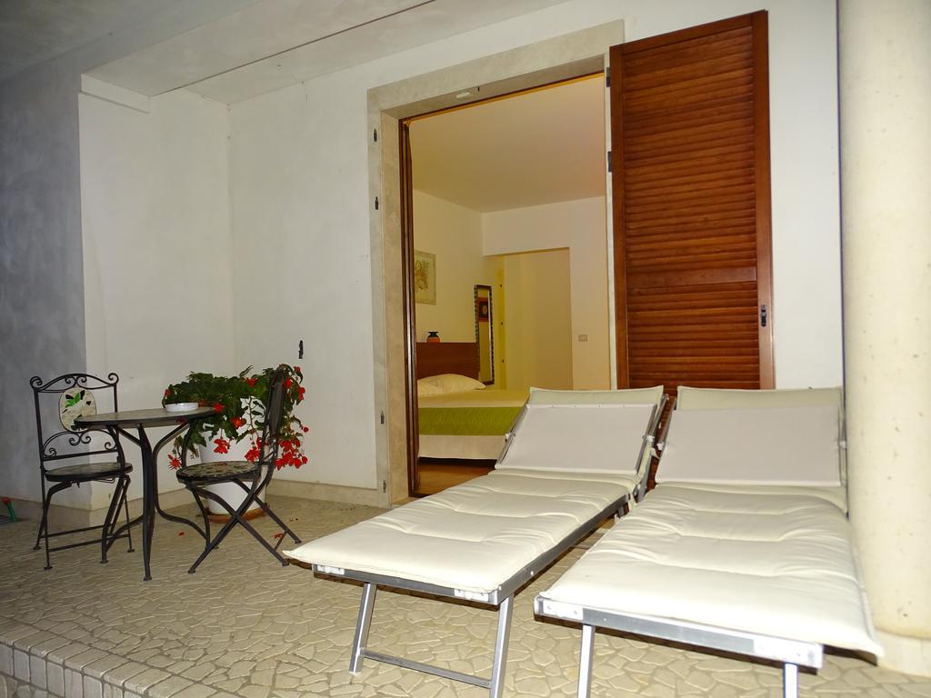 Villa Gioia Rooms Montegranaro Eksteriør bilde