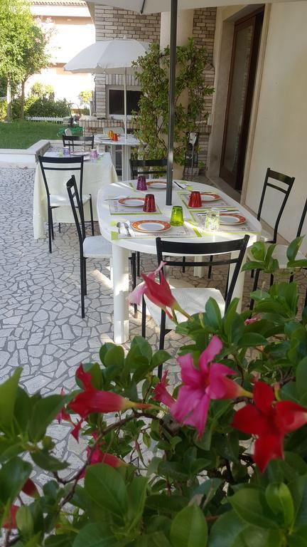 Villa Gioia Rooms Montegranaro Eksteriør bilde